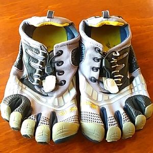 Vibram Shoes